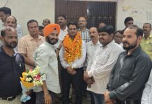 नवागत खंड शिक्षा अधिकारी यशवंत कुमार का हुआ स्वागत